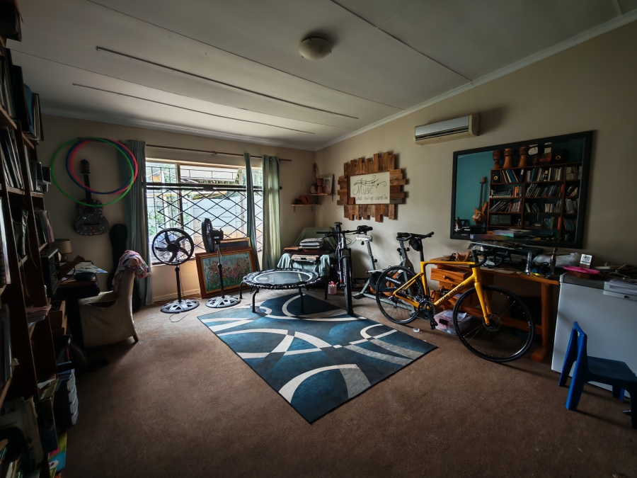 5 Bedroom Property for Sale in Potchefstroom North West